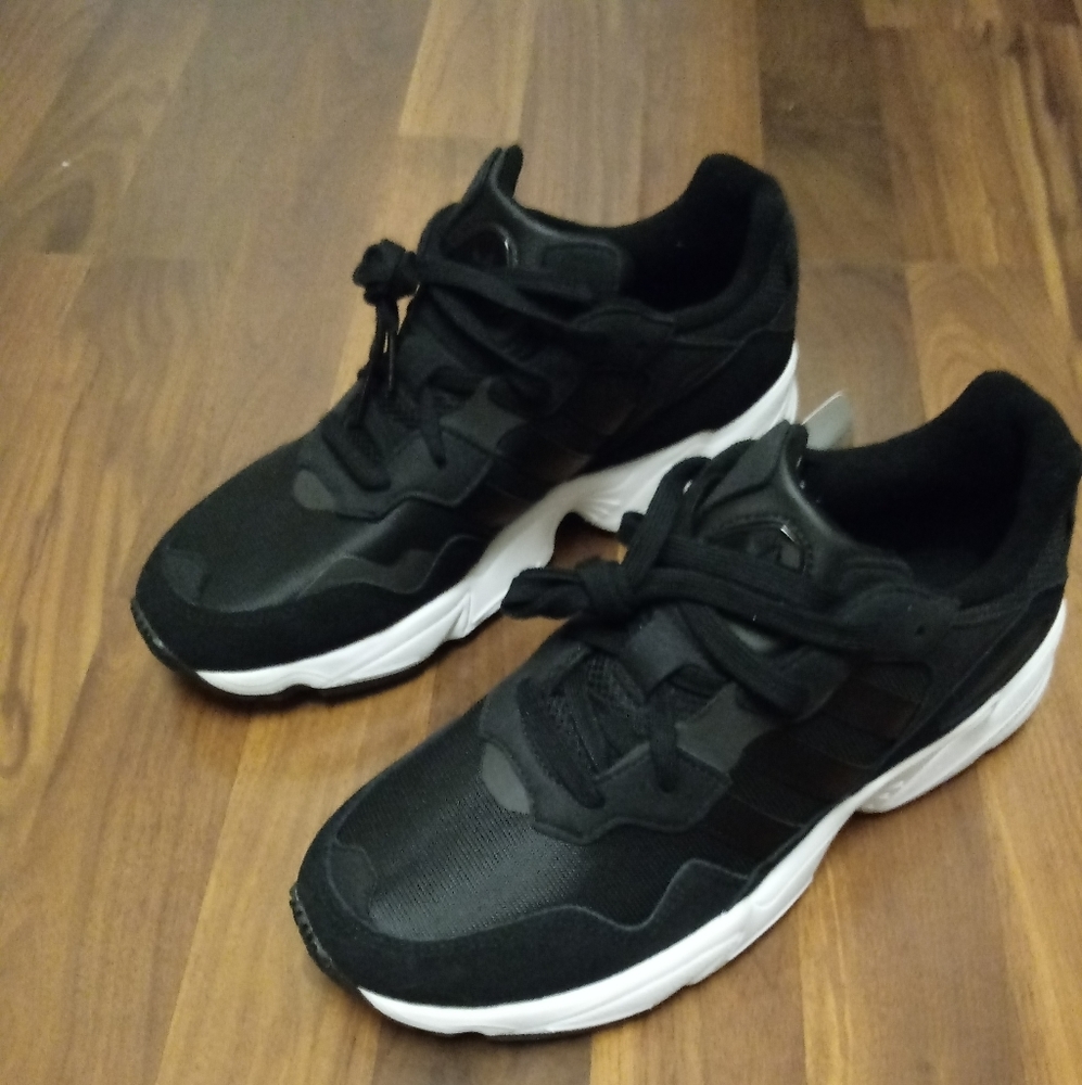 ADIDAS YUNG-96 CORE BLACK